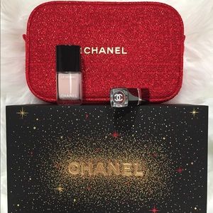 Chanel Natural Touch Holiday Set New In Box With Red Gift Cosmetic Bag
